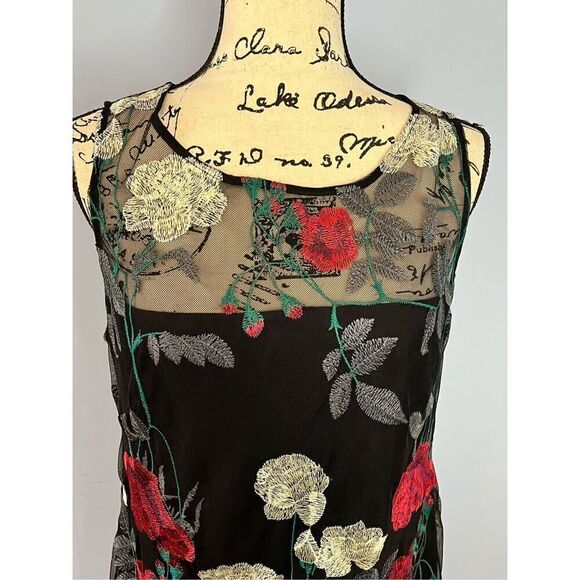 BRAND NEW - Vince Camuto Women’s Floral Mesh Embroidered Lined Dress Black Multi - Picture 4 of 11